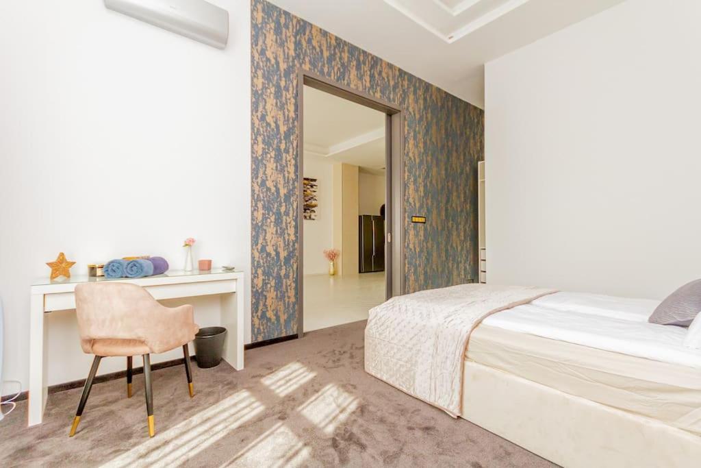 The Opulent Oasis By Newave Apartments Budapest Exterior photo
